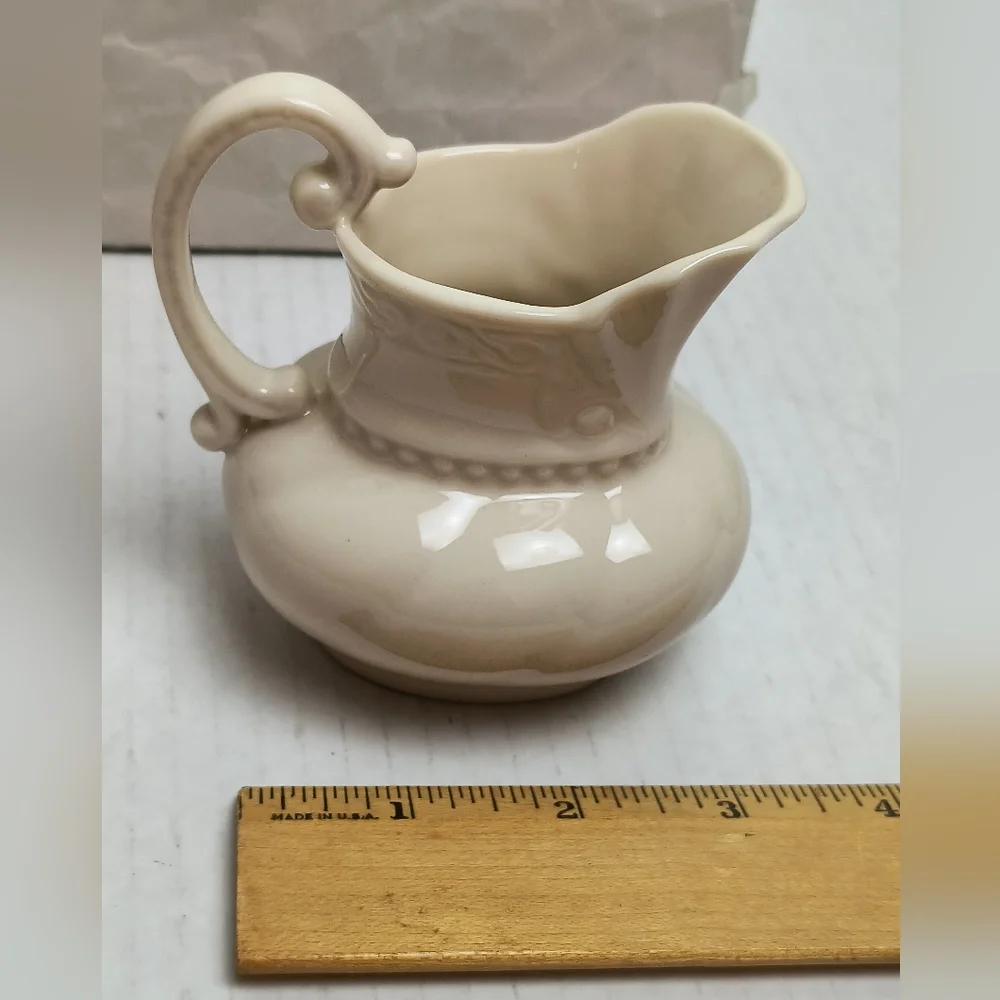 Lenox Colonial Ceramic Pitcher Creamer Syrup Off White